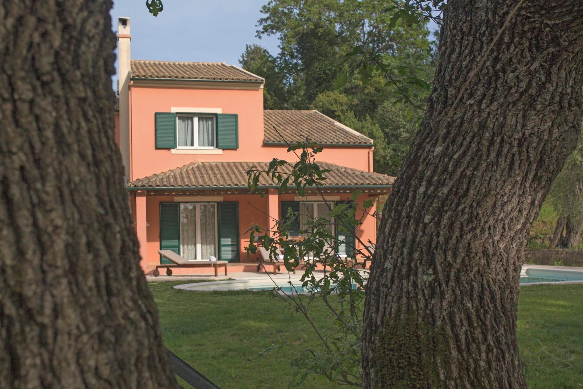 Quercus Villa Perama (Corfu)
